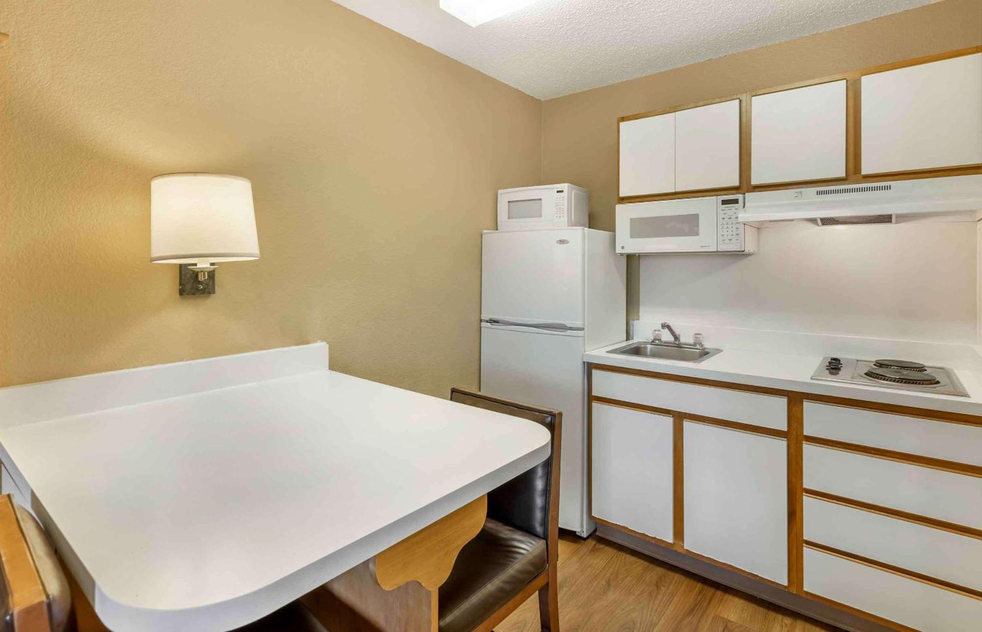 Extended Stay America Suites - Denver - Tech Center South - Inverness Сентенниал Экстерьер фото